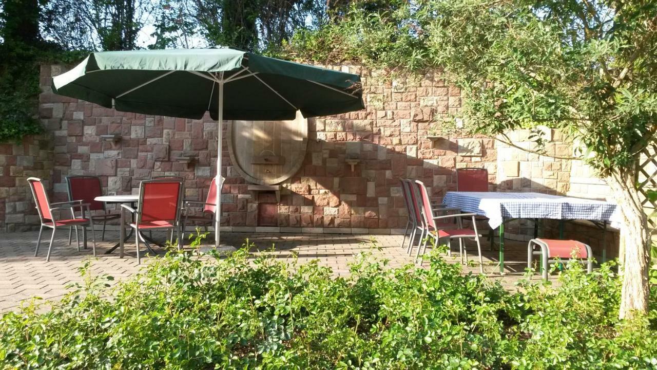Ferienwohnungen Eichenhof 카펠렌-드루스와일러 외부 사진